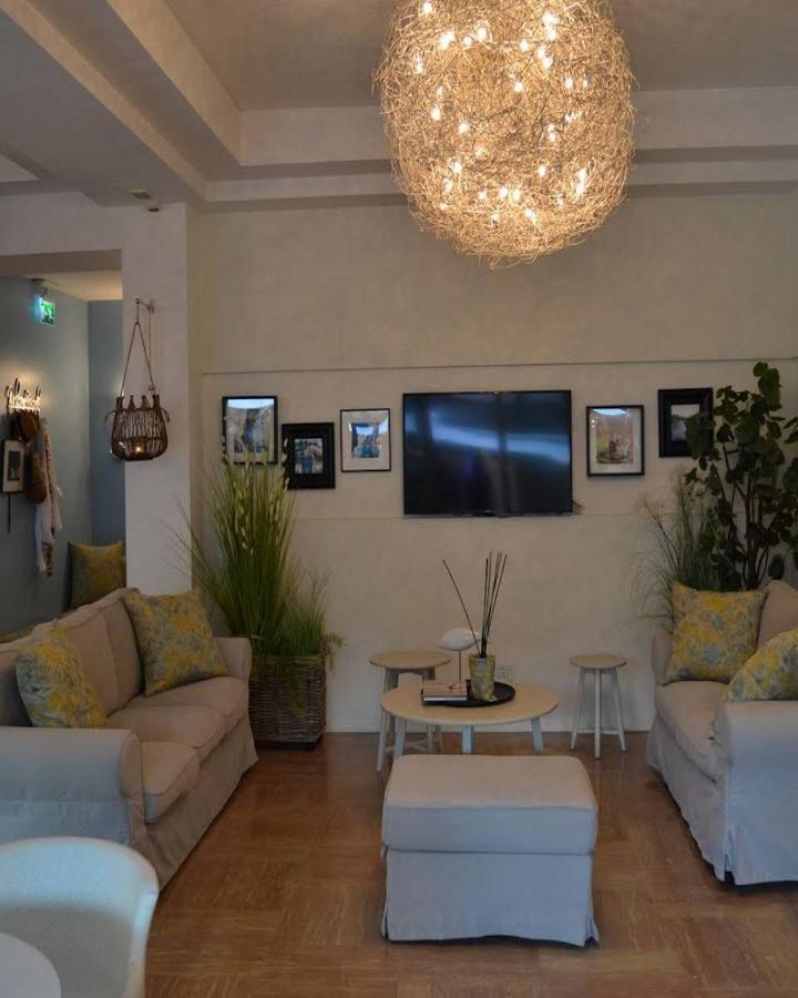 Hotel Mon Pays Риччоне Экстерьер фото